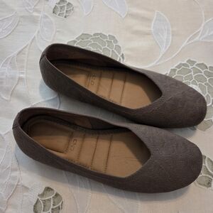 me too Textured Knit Ballet Flats in Chocolate Brown